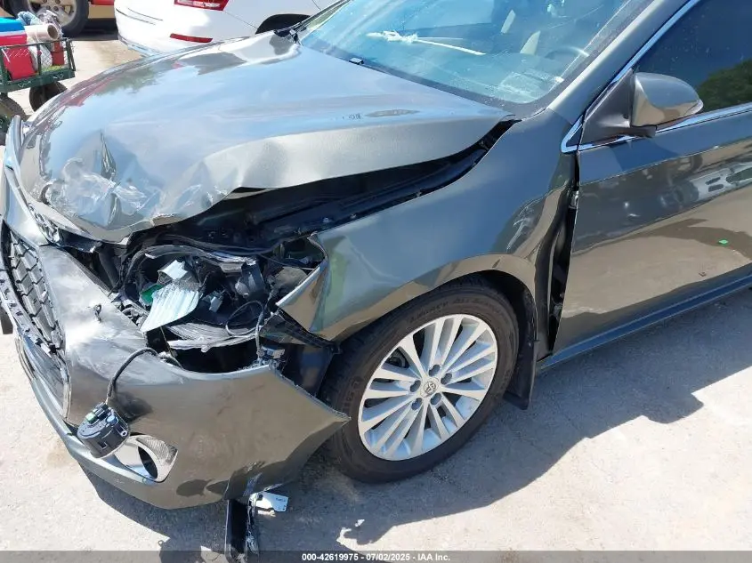 2014 TOYOTA AVALON HYBRID LIMITED