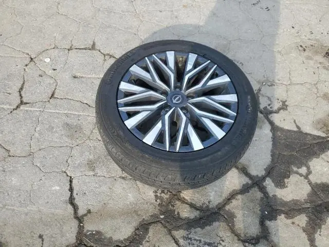 2024 NISSAN ALTIMA SV  