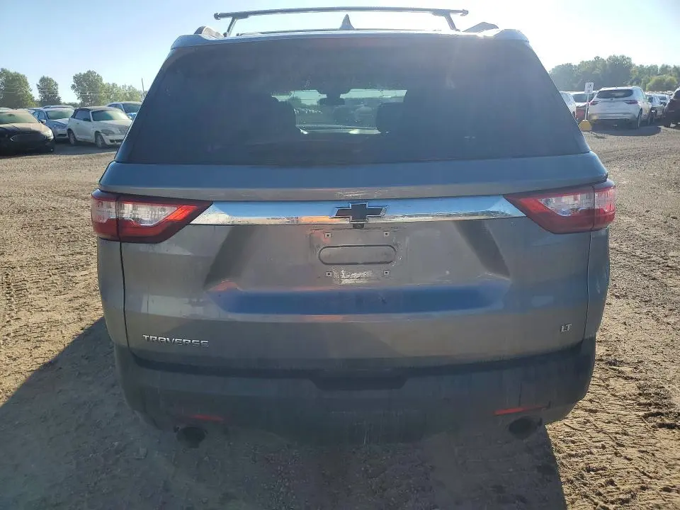 2021 CHEVROLET TRAVERSE LT  