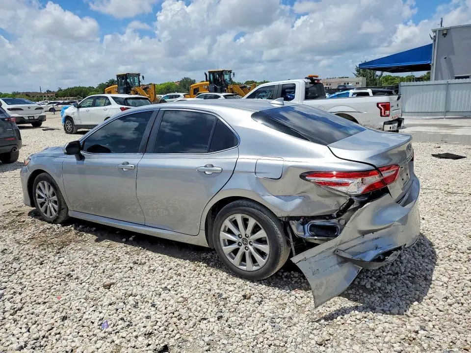 2020 TOYOTA CAMRY LE  