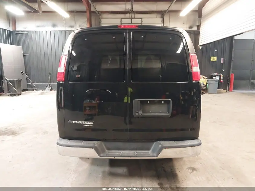 2016 CHEVROLET EXPRESS 3500 LT