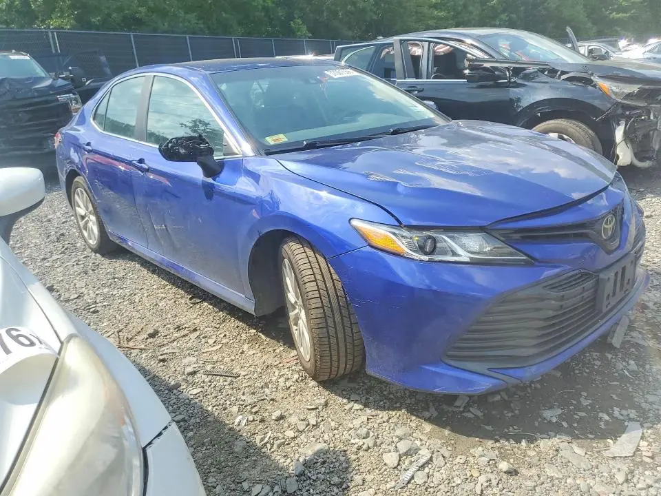 2018 TOYOTA CAMRY LE  