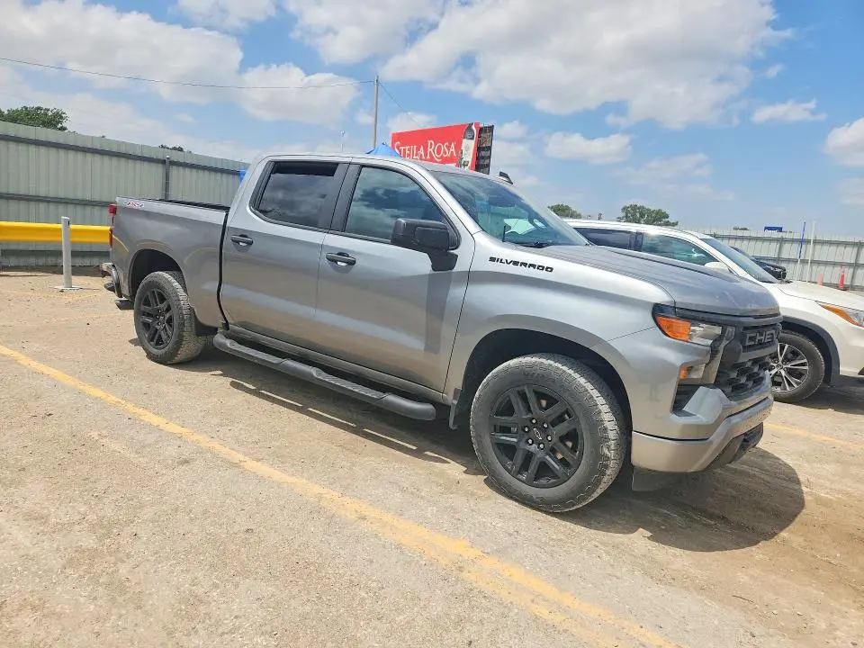 2023 CHEVROLET SILVERADO K1500 CUSTOM  