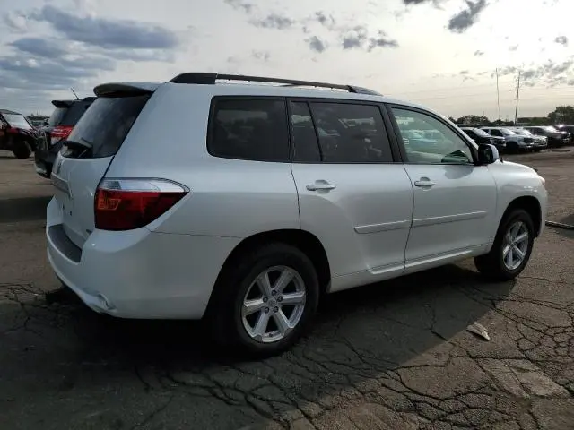 2010 TOYOTA HIGHLANDER   