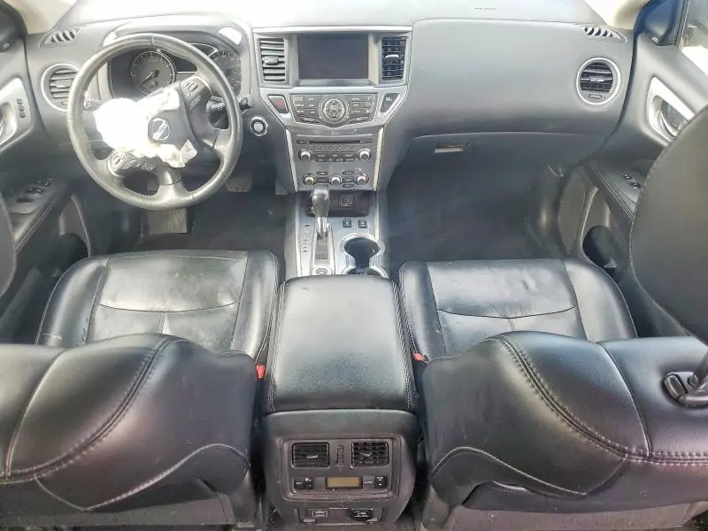 2018 NISSAN PATHFINDER SL  
