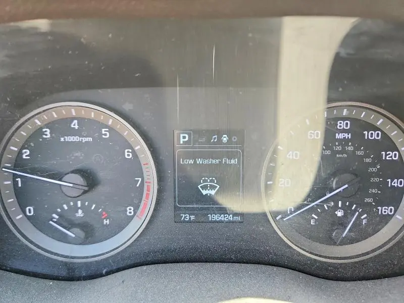 2016 HYUNDAI TUCSON SE  