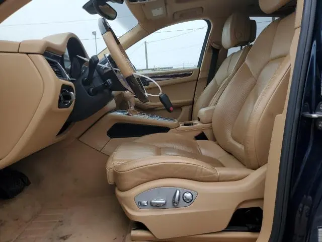 2016 PORSCHE MACAN S  