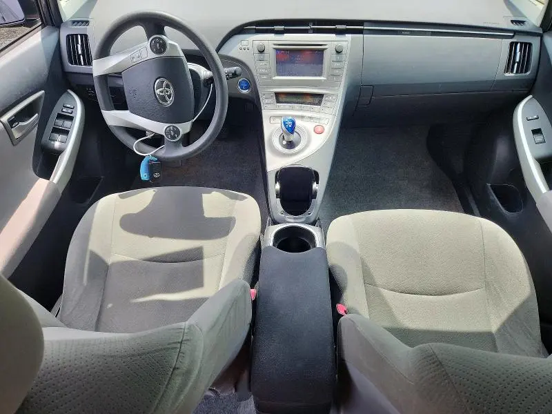 2013 TOYOTA PRIUS TWO  