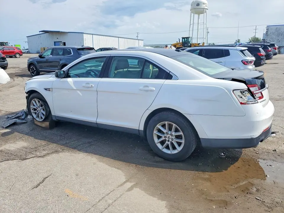 2013 FORD TAURUS SE  