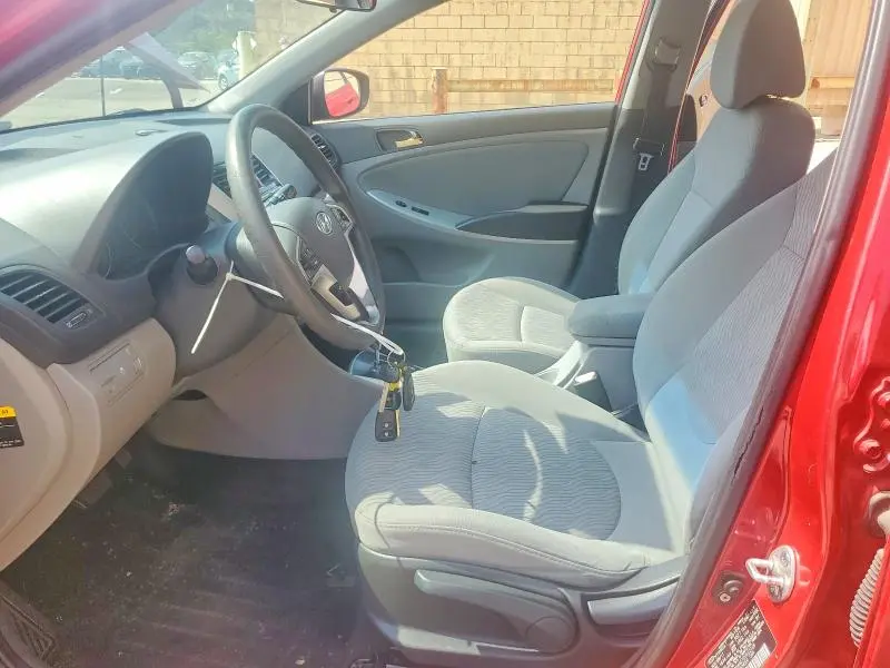 2012 HYUNDAI ACCENT GLS  