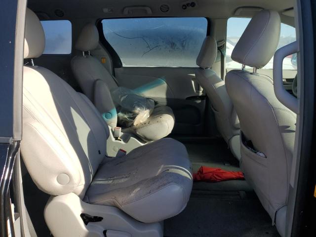 2011 TOYOTA SIENNA BASE