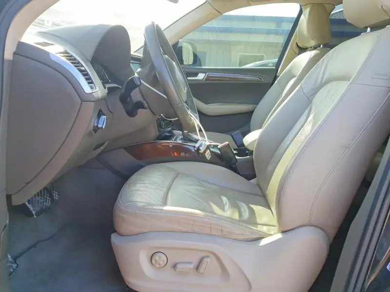 2010 AUDI Q5 PREMIUM  