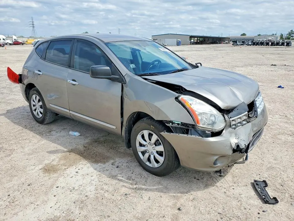 2013 NISSAN ROGUE S  