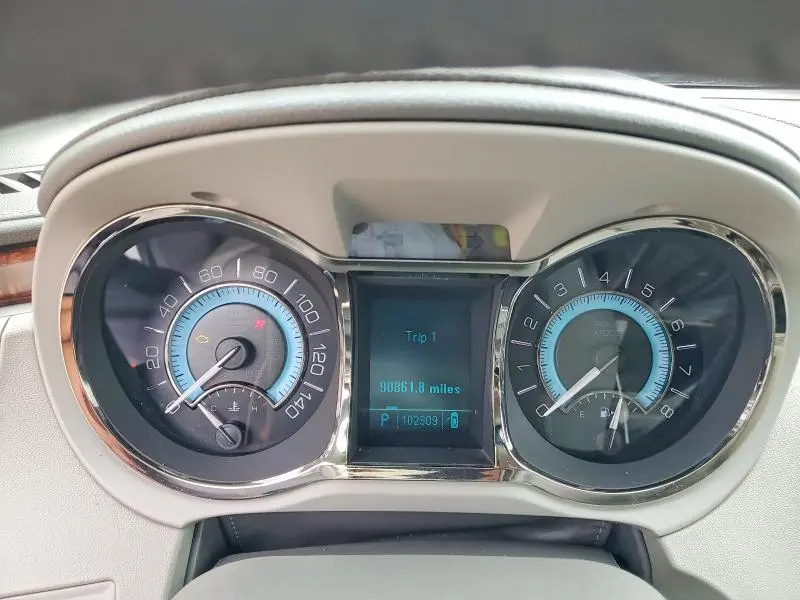 2010 BUICK LACROSSE CXL  