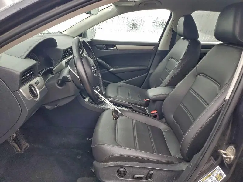 2020 VOLKSWAGEN PASSAT SE  