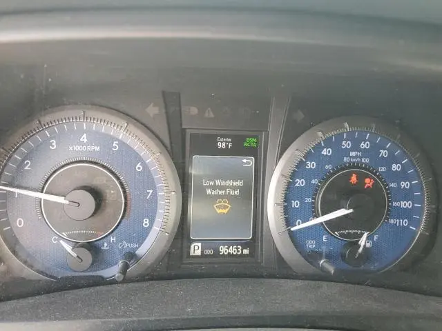 2019 TOYOTA SIENNA XLE  