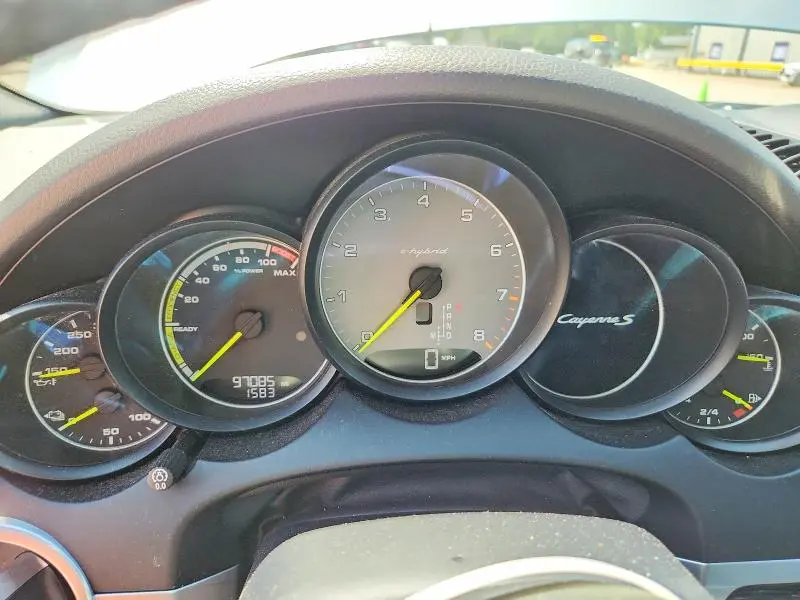 2017 PORSCHE CAYENNE SE HYBRID PLATINUM  