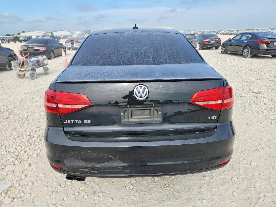 2015 VOLKSWAGEN JETTA SE  