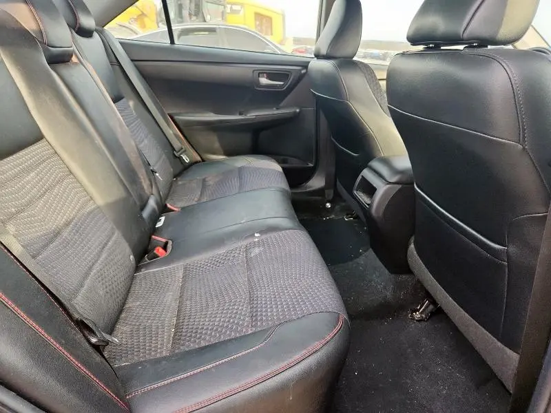 2015 TOYOTA CAMRY LE  