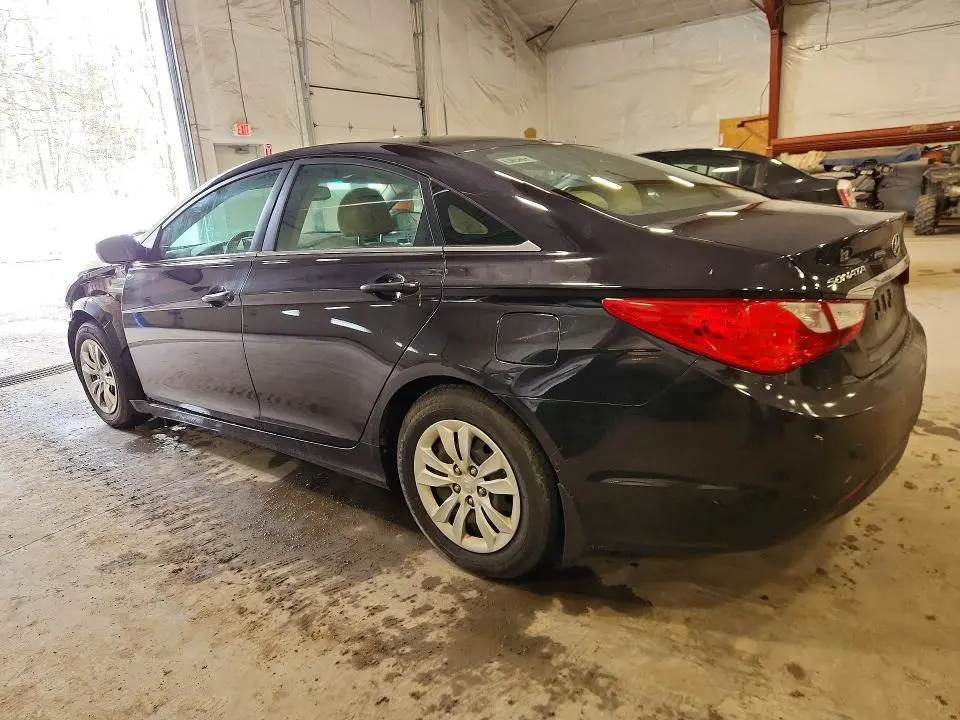 2011 HYUNDAI SONATA GLS  
