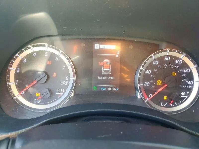 2020 TOYOTA HIGHLANDER LE  