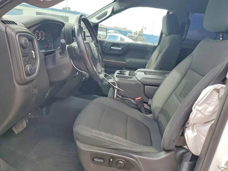 2021 CHEVROLET SILVERADO C1500 LT  