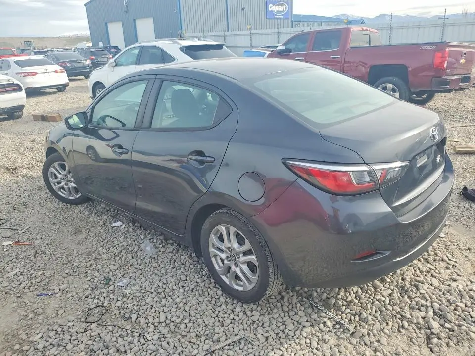 2017 TOYOTA YARIS IA BASE  