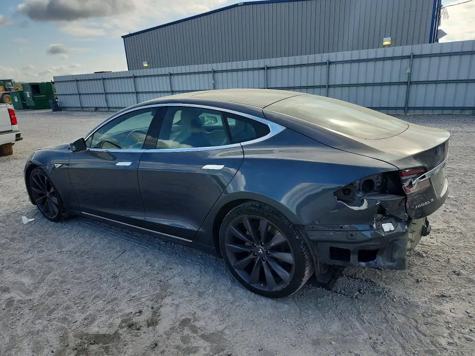 2016 TESLA MODEL S   