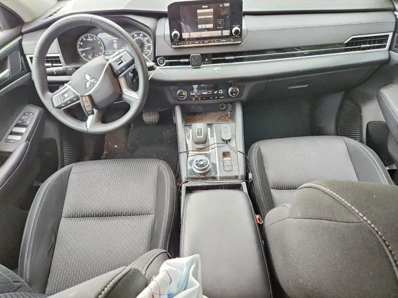 2022 MITSUBISHI OUTLANDER ES  