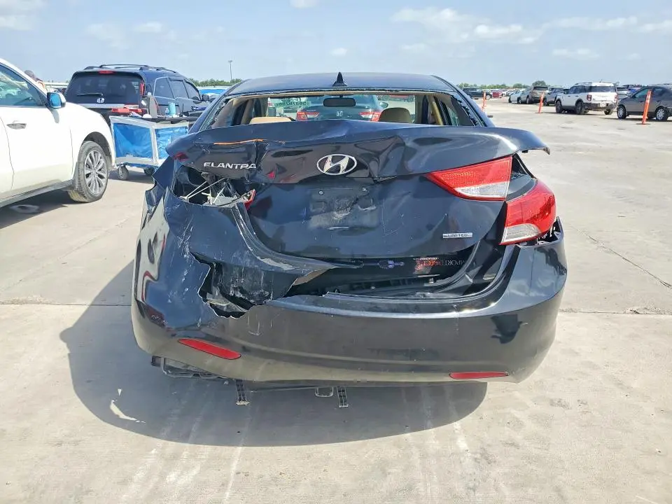 2011 HYUNDAI ELANTRA LIMITED  