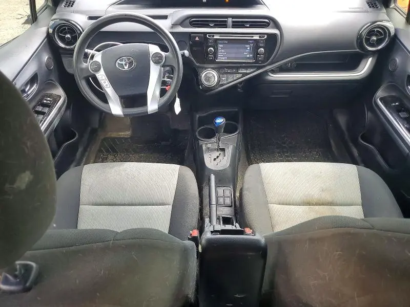 2016 TOYOTA PRIUS C ONE  