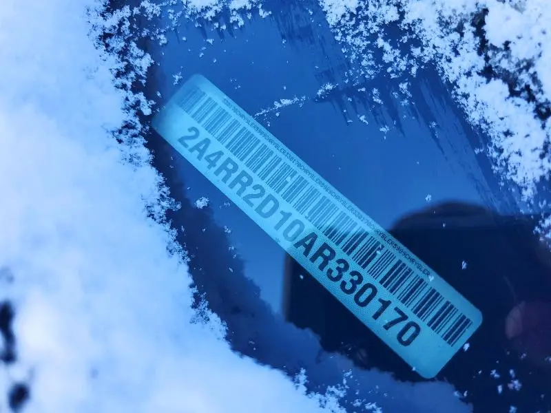 2010 CHRYSLER TOWN & COUNTRY LX  