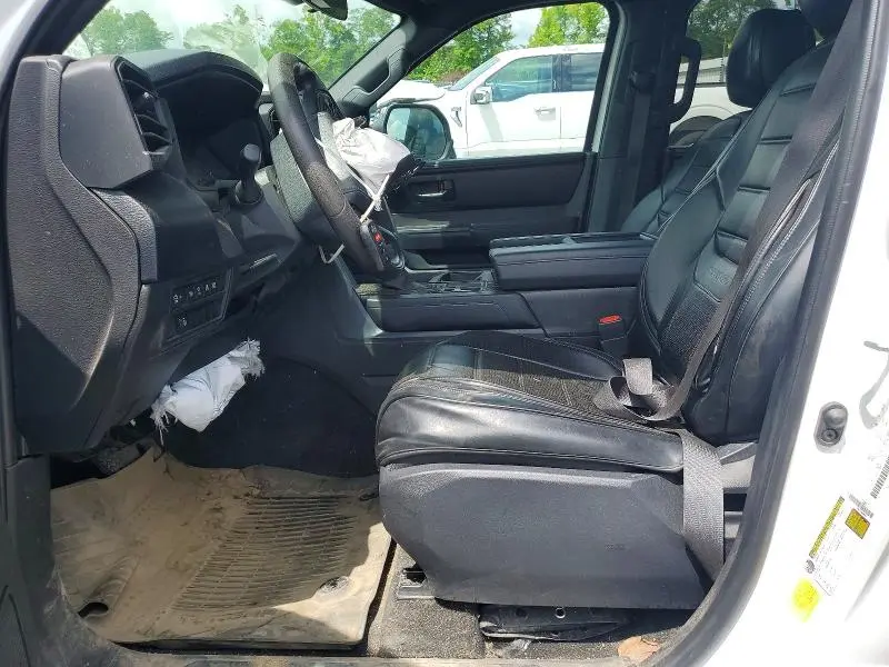 2025 TOYOTA TUNDRA SR  
