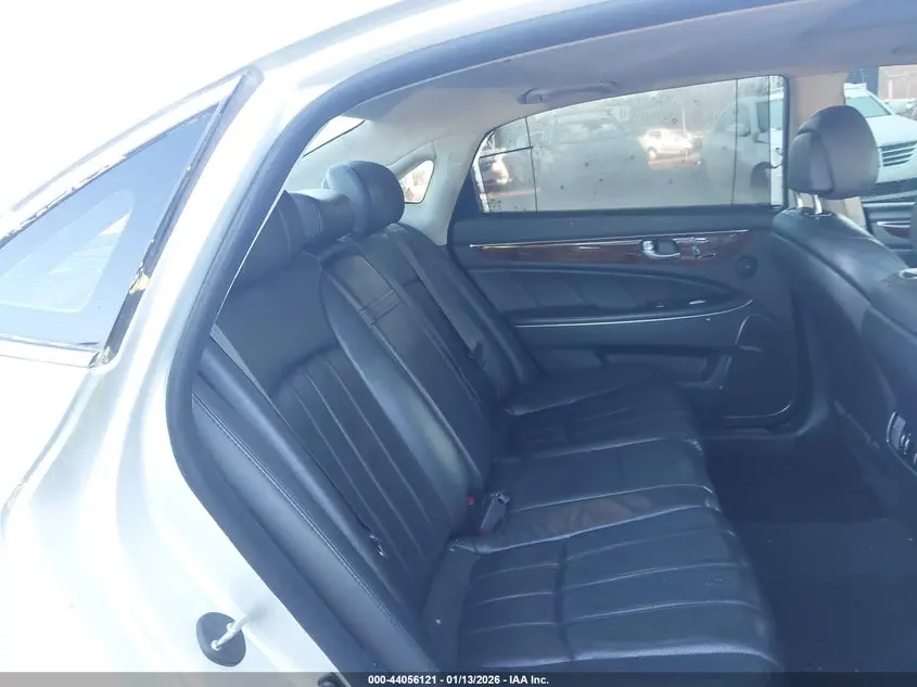 2011 HYUNDAI EQUUS SIGNATURE