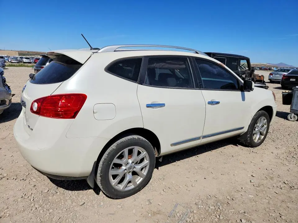 2012 NISSAN ROGUE S  
