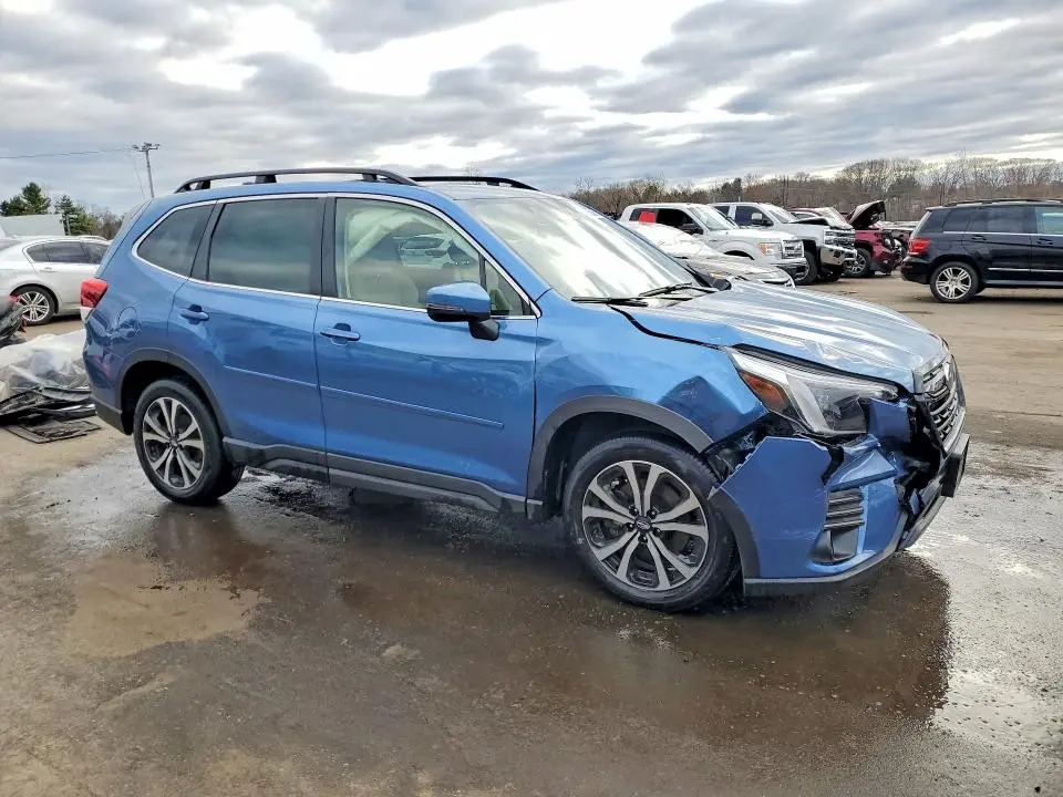 2024 SUBARU FORESTER LIMITED  