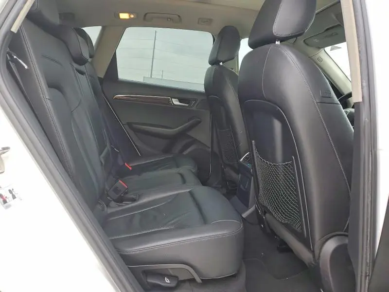 2011 AUDI Q5 PREMIUM PLUS  