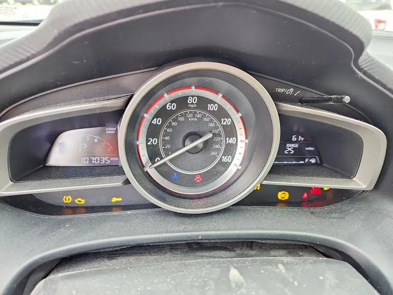 2015 MAZDA 3 TOURING  