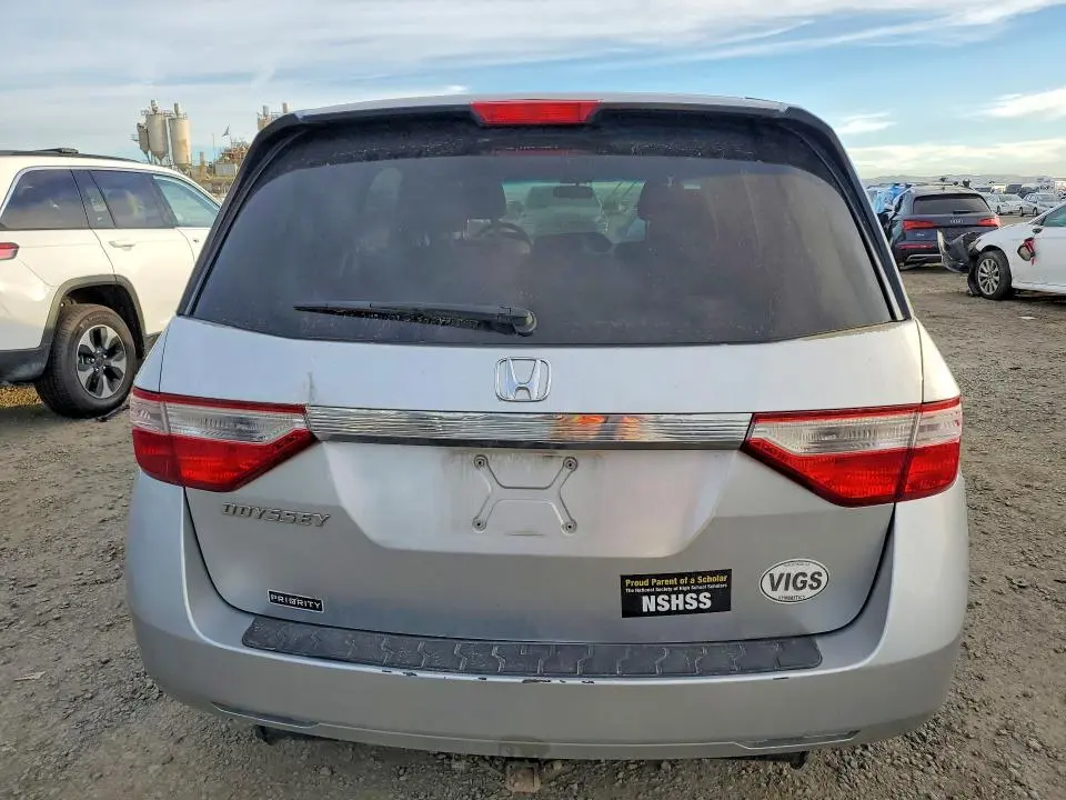 2011 HONDA ODYSSEY EX  