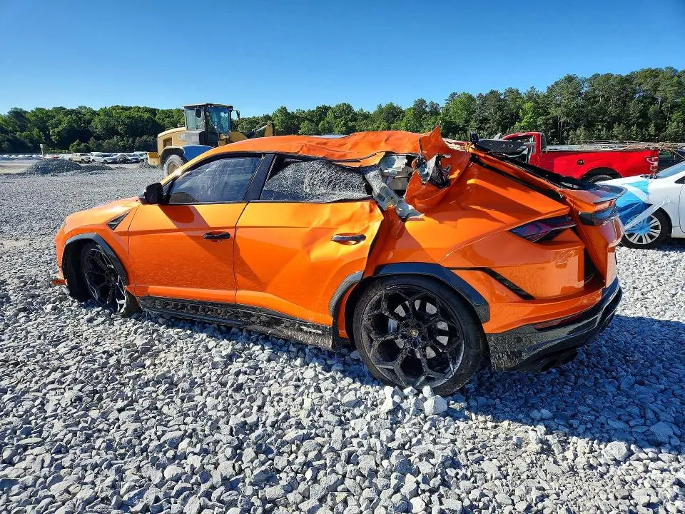 2024 LAMBORGHINI URUS PERFORMANTE  