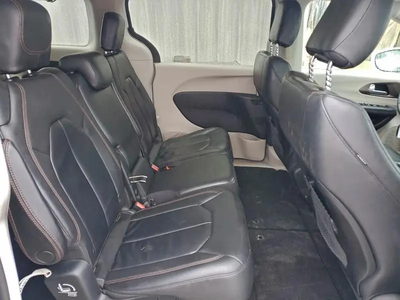 2017 CHRYSLER PACIFICA TOURING L  