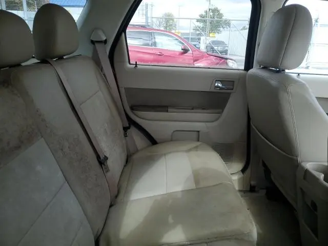 2011 FORD ESCAPE LIMITED  