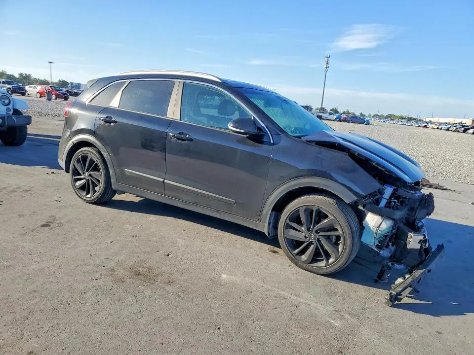 2019 KIA NIRO TOURING  
