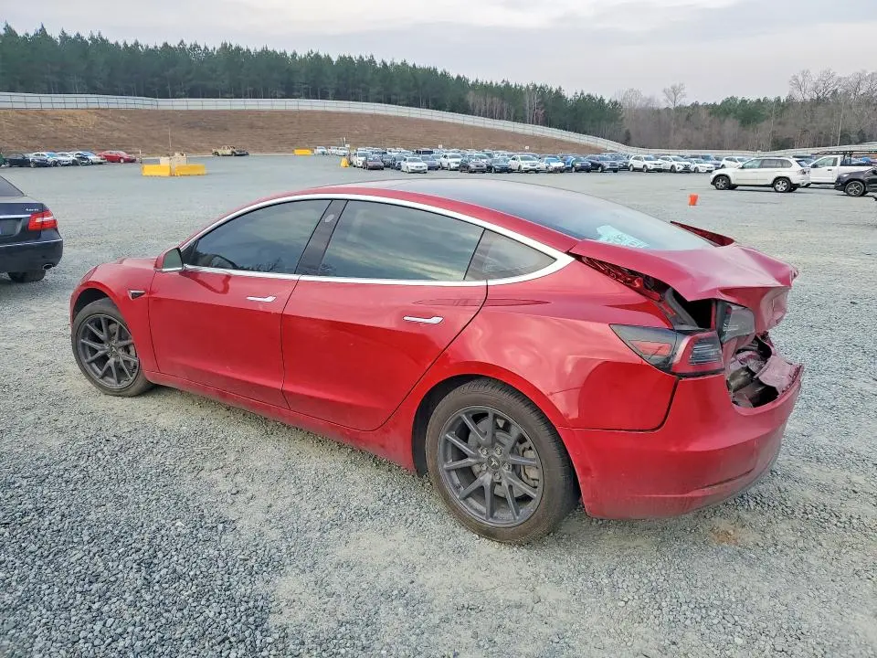 2018 TESLA MODEL 3   