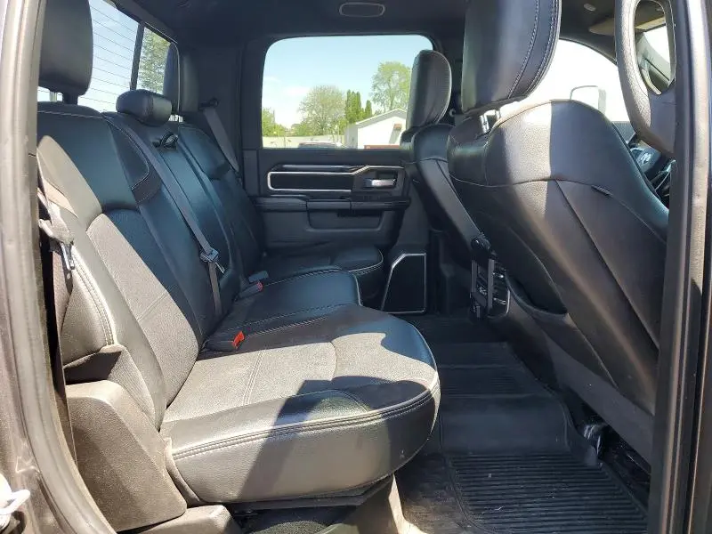 2020 RAM 3500 LARAMIE  