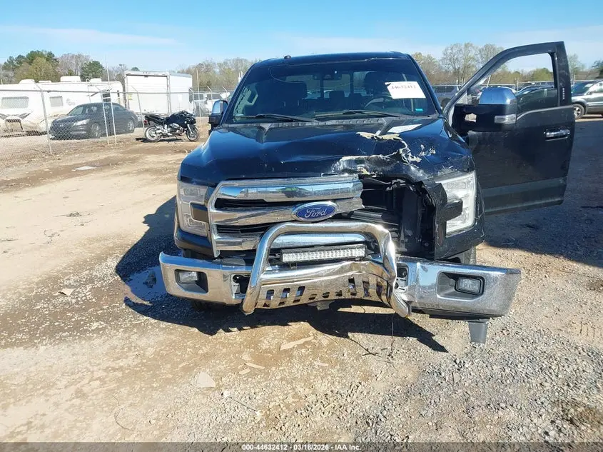 2017 FORD F-150 LARIAT
