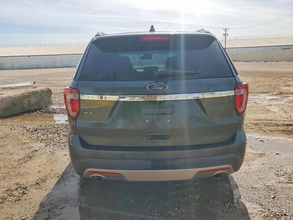 2016 FORD EXPLORER XLT  