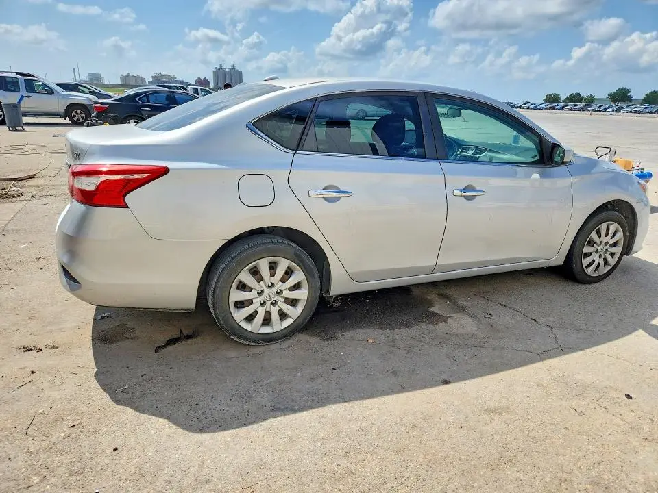 2019 NISSAN SENTRA SV  