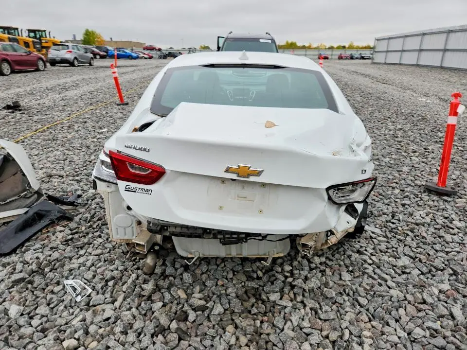 2017 CHEVROLET MALIBU LT  