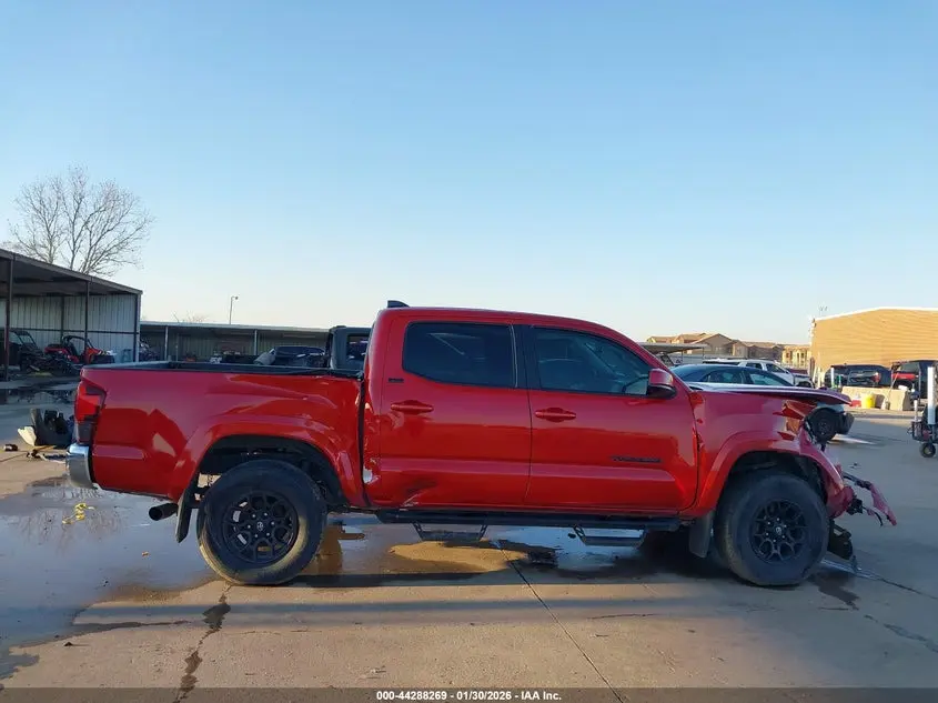 2020 TOYOTA TACOMA SR5 V6